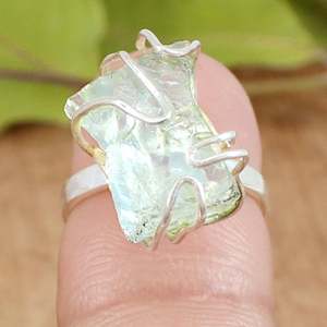 Satyloka <b>Quartz</b> Jewelry Wholesale 92.5 Sterling Silver Natural Untreated Crystal <b>Quartz</b> Rough Gemstone <b>Ring</b> Colorless <b>Ring</b> - Product Image 5