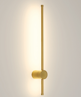 Applique murale LED intelligente en aluminium, design de luxe, longue et linéaire, pour chevet, salon, ou escalier, au design épuré