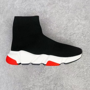 Venta directa de fábrica de zapatillas deportivas transpirables de alta calidad, de marca de diseñador de lujo, para uso casual, zapatillas de running negras de punto. - Product Image 1