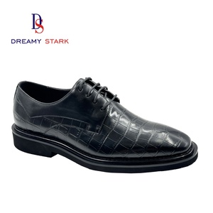 Chaussures en PU pour hommes, design unique fait main, haute qualité, style vintage, confortables, légères, à lacets, chaussures d'automne avec logo personnalisé disponible - Product Image 1
