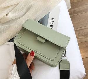 Bolso de Hombro Versátil Bandolera para Mujer de Moda 2023, Diseño Sencillo y Maduro - Product Image 4