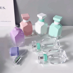 Botellas de perfume personalizadas Solent, venta al por mayor, corte de cristal transparente, botella de vidrio de 50ml para Perfume, contenedor cosmético de viaje - Product Image 2