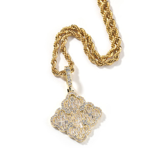 Collier pendentif Hip Hop entièrement serti de zircons, croix en laiton plaqué or 18 carats, style Iced Bramble Wound, avec diamants en zircon - Product Image 3