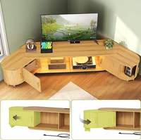 Konsol TV Kayu yang Dapat Diperpanjang dengan Stopkontak & Lampu LED, Pusat Hiburan Kamar Tidur Modern dengan 2 Pintu Geser