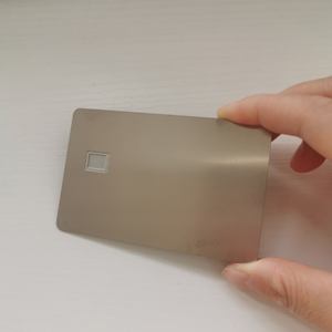 カスタマイズ可能なミニタグRFIDメタルバンク<span class=keywords><strong>Visa</strong></span>デビットカード、印刷可能なブランクカード、チップNFCスロット付き、ビジネス決済、ホテル使用向け - Product Image 6