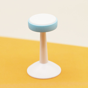 Mini sedia in plastica in miniatura per casa delle bambole in scala <span class=keywords><strong>1</strong></span>:12 <span class=keywords><strong>1</strong></span>/12 e scrivania da tavolo in ABS acrilico per bambole OB 11 bjd e decorazione per casa delle bambole - Product Image 6