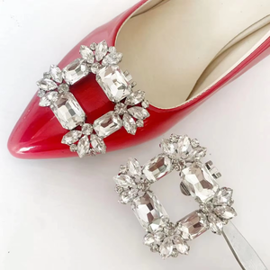 Venta al por mayor <span class=keywords><strong>de</strong></span> diamantes <span class=keywords><strong>de</strong></span> imitación <span class=keywords><strong>de</strong></span> hoja <span class=keywords><strong>de</strong></span> metal y flor nupcial Clips <span class=keywords><strong>de</strong></span> <span class=keywords><strong>zapatos</strong></span> <span class=keywords><strong>de</strong></span> cristal <span class=keywords><strong>de</strong></span> tacón alto perla accesorio <span class=keywords><strong>de</strong></span> boda <span class=keywords><strong>para</strong></span> las mujeres - Product Image 5