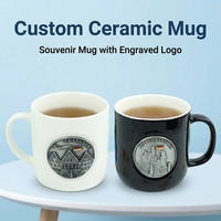 Tasse à café en céramique personnalisée en gros avec logo gravé en métal, souvenir de pays en alliage de zinc