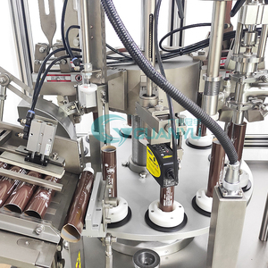 <span class=keywords><strong>Machine</strong></span> <span class=keywords><strong>de</strong></span> <span class=keywords><strong>remplissage</strong></span> et <span class=keywords><strong>de</strong></span> scellage <span class=keywords><strong>de</strong></span> tuyau tubulaire en aluminium entièrement automatique <span class=keywords><strong>Machine</strong></span> <span class=keywords><strong>de</strong></span> <span class=keywords><strong>remplissage</strong></span> et <span class=keywords><strong>de</strong></span> scellage <span class=keywords><strong>de</strong></span> lotion <span class=keywords><strong>de</strong></span> lavage liquide crème pommade - Product Image 5