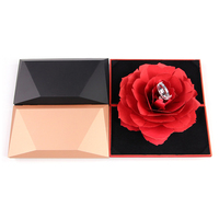 Boîte cadeau en papier créative Luxu avec logo personnalisé, emballage pour bague, collier avec fleur de rose, boîte d'emballage pour bijoux