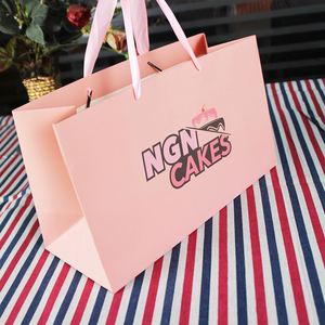 Sacs en papier personnalisés avec logo imprimé, écologiques, pour cadeaux, vêtements, cosmétiques, sacs en papier blanc en carton pour le shopping - Product Image 1