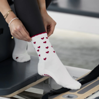 Chaussettes de yoga antidérapantes personnalisées de haute qualité, tricotées, échantillons rapides d'usine, Pilates, enfants, adultes, faible MOQ, mélange de coton, populaires