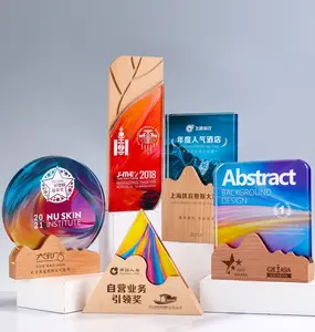 ميدالية تكريم خشب كريستال منحوتة بالليزر حسب الطلب ميدالية من الزجاج الكريستالي لوحة جائزة - Product Image 1