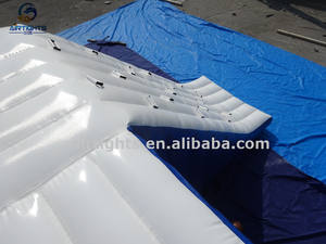 Tour flottante Jeu D'<span class=keywords><strong>action</strong></span> Géant D'escalade Coulissante Tour D'eau Gonflable pour Parc Aquatique - Product Image 6