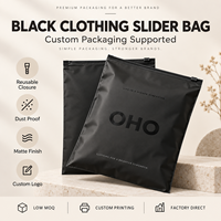 Pochette de présentation réutilisable noire mate personnalisée en film PE dépoli pour l'emballage de vêtements, t-shirts, sous-vêtements, chaussettes, chaussures et l'emballage de marques de détail