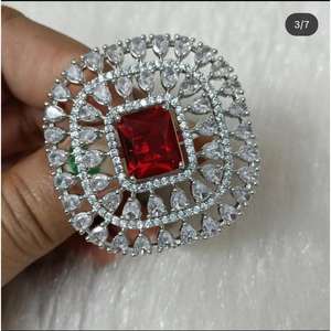 Zirconia cúbica verde tachonado aleación ajustable Zirconia cúbica anillo plateado producto a granel hecho a mano - Product Image 2