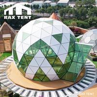 Dôme géodésique préfabriqué en verre avec mezzanine pour camping et événements