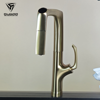 Robinet à affichage numérique intelligent pour eau froide et eau chaude de cuisine blanche avec robinet de tuyau extensible à tirette