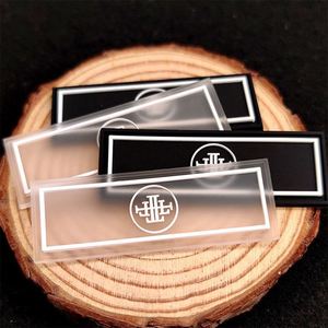 Patchs en PVC souple 3D personnalisés, logo en silicone gaufré à chaud, transparents, en forme de cœur, avec velcro pour vêtements - Product Image 1
