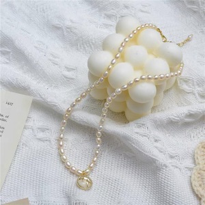 Collar de Perlas de Agua Dulce Radiantes/Dulces Estilo Reina, Cadena para Clavícula, Versátil, Elegante y Ajustable - Product Image 2