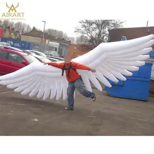 Ali di angelo gonfiabili bianche giganti per la decorazione della fase del partito