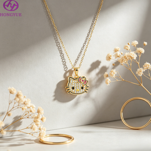 Collana con Ciondolo Placcata in Oro 18K con Zirconi e Cristalli, Gioiello alla Moda per Donne e Ragazze - Product Image 6