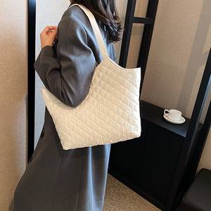 2026 Yeni Moda Retro Batı Tarzı Sonbahar Kış Kadın Omuz Çantası Büyük Kapasiteli - Product Image 4