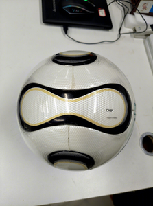 Pallone da <span class=keywords><strong>Calcio</strong></span> Coppa del Mondo 2026 Misura 5 con Logo Personalizzato, Pallone in Pelle Senza Cuciture, Popolare in Tutto il Mondo, Laminato e Resistente - Product Image 2