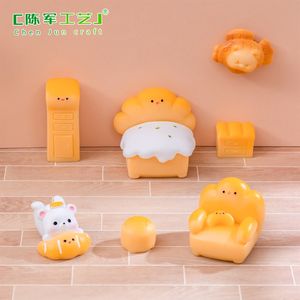 Accesorios Decorativos para Casa <span class=keywords><strong>de</strong></span> Muñecas, Miniaturas <span class=keywords><strong>de</strong></span> Comida para Jugar, Adornos Pequeños para Escritorio, Micro-Paisaje <span class=keywords><strong>de</strong></span> Osito <span class=keywords><strong>de</strong></span> <span class=keywords><strong>Pan</strong></span> - Product Image 4