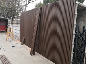 Revêtement mural en bois écologique, panneau mural WPC, panneaux de bardage de haute qualité, élégants, résistants à l'<span class=keywords><strong>humidité</strong></span>, revêtement mural moderne - Product Image 4