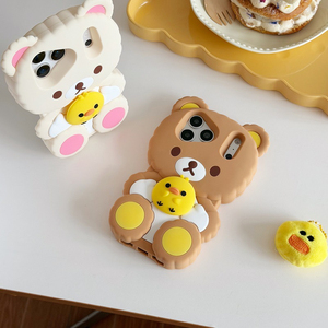 Nueva Funda para Teléfono con Diseño Creativo 3D de Pollo Amarillo Abrazable y Oso Relajado para iPhone 17 16 Pro Max 14 13, Carcasa Antigolpes - Product Image 6