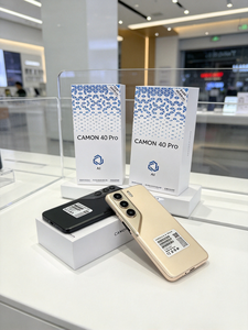Camon 40 Pro ขายดี ปลดล็อคด้วยลายนิ้วมือบนหน้าจอ โทรศัพท์เกมมิ่ง 5G ดีไซน์ทันสมัย ตัวเครื่องบางเฉียบ กล้อง 108MP - Product Image 1