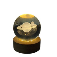 Boule de cristal avec motif du système solaire gravé, lampe de nuit créative, cadeau d'anniversaire ou de fêtes pour petite amie, meilleur ami, camarade de classe