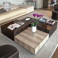 Meubles de salon de style italien de luxe, table basse en bois fini, plateau carré en marbre, table basse en bois de frêne