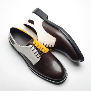 Zapatos de cuero para hombre con cordones de nuevo estilo, zapatos de cuero personalizados de alta calidad hechos a mano de diseñador - Product Image 1