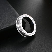 Bague élégante en acier inoxydable de 6 mm avec micro-pavé de diamants et strass, bijou romantique pour couple
