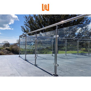 <span class=keywords><strong>Garde</strong></span>-<span class=keywords><strong>corps</strong></span> en verre trempé extérieur de villa <span class=keywords><strong>moderne</strong></span> personnalisé avec cadre en acier inoxydable aluminium sans cadre, clôture de sécurité durable - Product Image 2