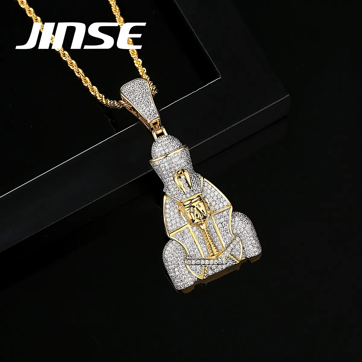 JINSE Gold Plated Jewelry Personality Micro Zircon Hip Hop MenのAstronaut Pendant Item Pendant Necklaces