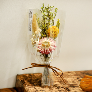 2023 nouveau design <span class=keywords><strong>pas</strong></span> <span class=keywords><strong>cher</strong></span> <span class=keywords><strong>mini</strong></span> <span class=keywords><strong>bouquet</strong></span> de <span class=keywords><strong>fleurs</strong></span> <span class=keywords><strong>séchées</strong></span> cadeau de mariage - Product Image 4