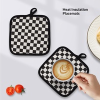 Tapis carré isolant thermique en polyester-coton épaissi, support de casserole multifonctionnel de style tissu, dessous de plat moderne et minimaliste
