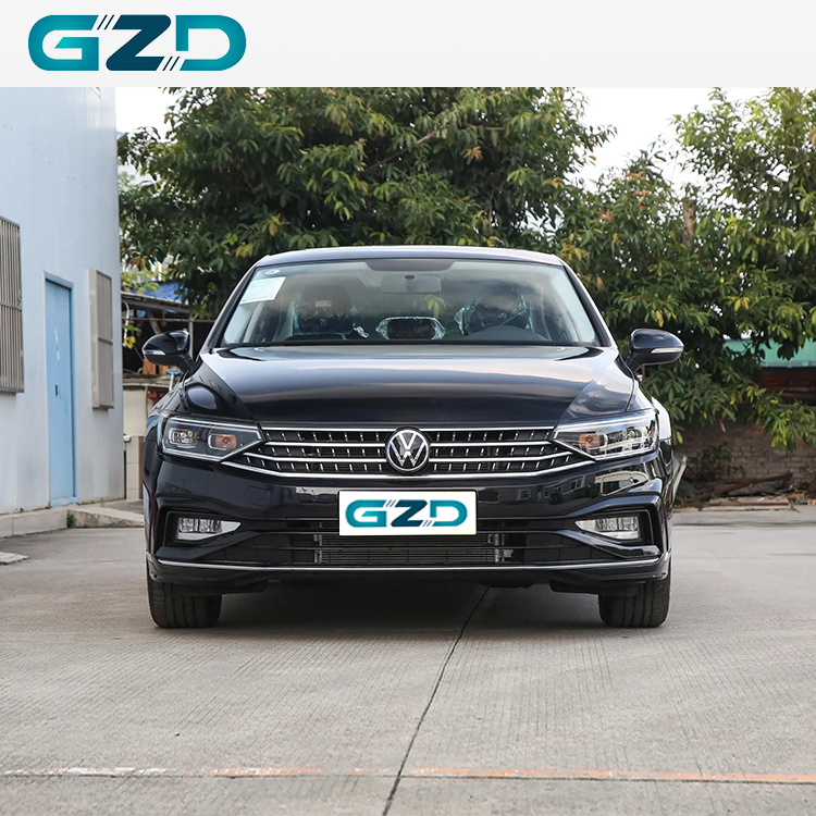 新ガソリン中古車VWマゴタン280TSI大手FWDセダン車210 km/h中国
