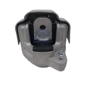 94637505840 อะไหล่เครื่องยนต์ขายดี ยางรองแท่นเครื่องด้านขวา สำหรับรถ PORSCHE - Product Image 1
