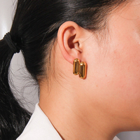 Boucles d'oreilles créoles à clous en acier inoxydable plaqué or 18 carats, design double couche, étanches, bijoux tendance, cadeau