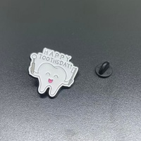 Conception de thème de Protection des dents en émail doux pour sacs à dos sacs broches accessoires vestimentaires cadeau