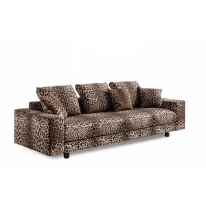Lujo Minimalista con Tela de Estampado de Leopardo y Asientos Extra Grandes para una Sala de Estar Sofisticada Q Are You Trading C - Product Image 3