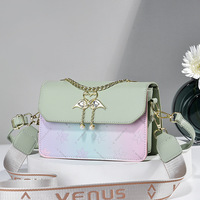 Nouveauté 2026 : Sac Swan pour femme, sac à bandoulière tendance, sac à chaîne, sac à épaule texturé, sac sous le bras