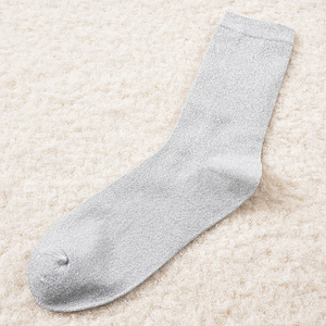 Chaussettes mi-hautes de haute qualité pour fille, tube moyen, mode printemps et été, fines, fil doré et argenté, chaussettes de loisirs pour femmes, 2025 - Product Image 6