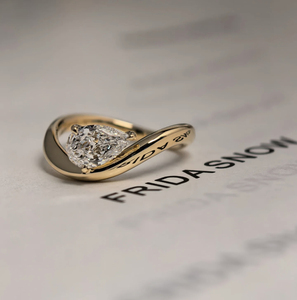 Novo Design de Anéis de Noivado Unissex em Ouro Sólido 14K, Certificados IGI, com Diamante Cultivado em Laboratório de Corte Pera de <span class=keywords><strong>1CT</strong></span> - Product Image 2