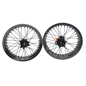 Nouveautés 2026 : Jeu de roues Supermoto 17 pouces compatibles <span class=keywords><strong>Husqvarna</strong></span> FC/TC/FE/TE/FS 125/250/300/450 : 2014-2026 - Product Image 5