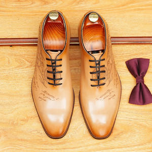 Zapatos derby de cuero hechos a mano de alta gama para hombre, ideales para eventos de negocios, calzado elegante y formal. - Product Image 2